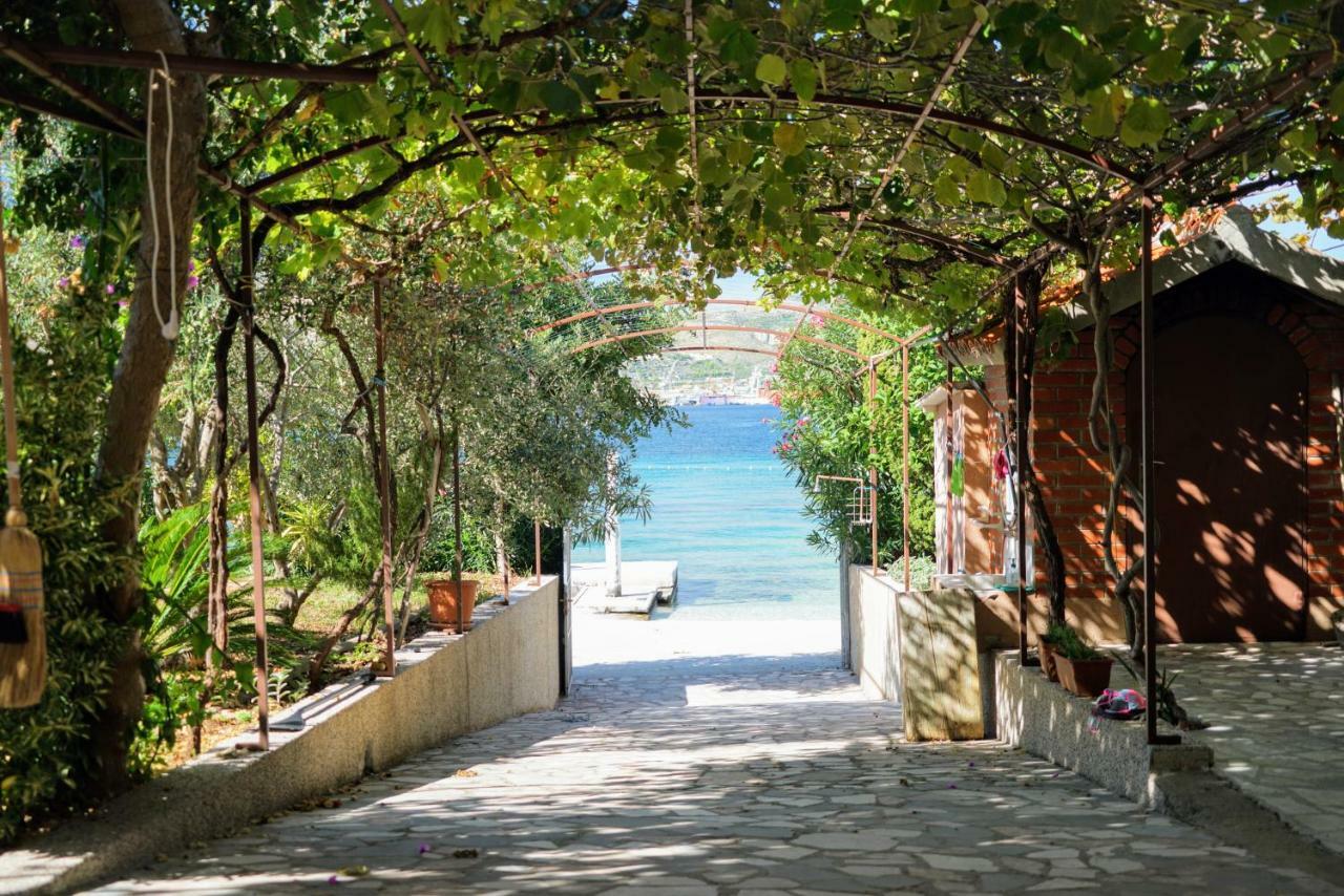 Apartment Villa Bralo Trogir Buitenkant foto
